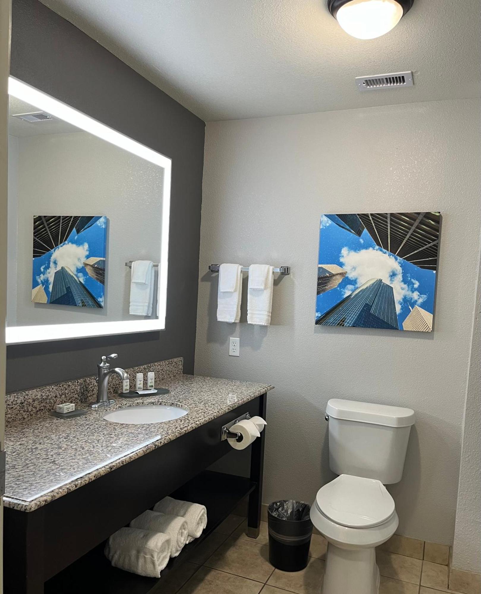 Hotel La Quinta By Wyndham Energy Corridor 3*