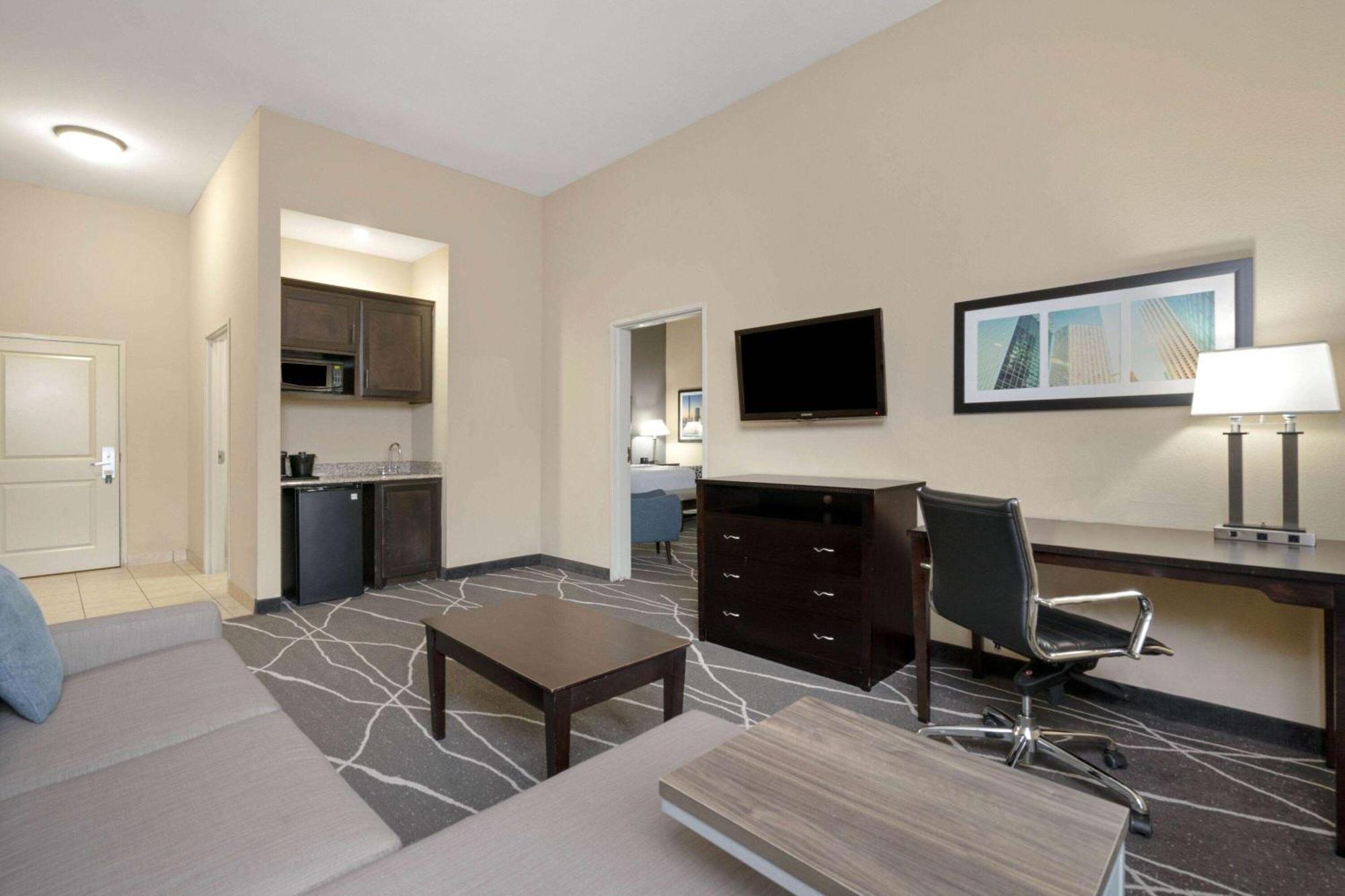 La Quinta By Wyndham Energy Corridor 3*